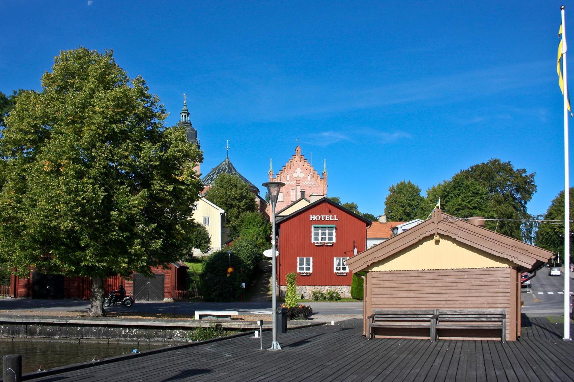 Hotell Laurentius Strängnäs エクステリア 写真